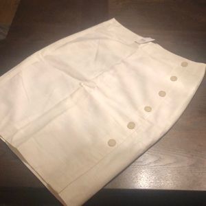 White pencil skirt